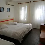 Serhan Szálloda Gümbet