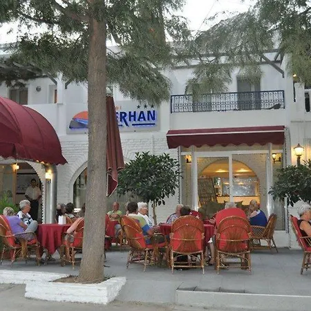 Ξενοδοχείο Serhan 3*